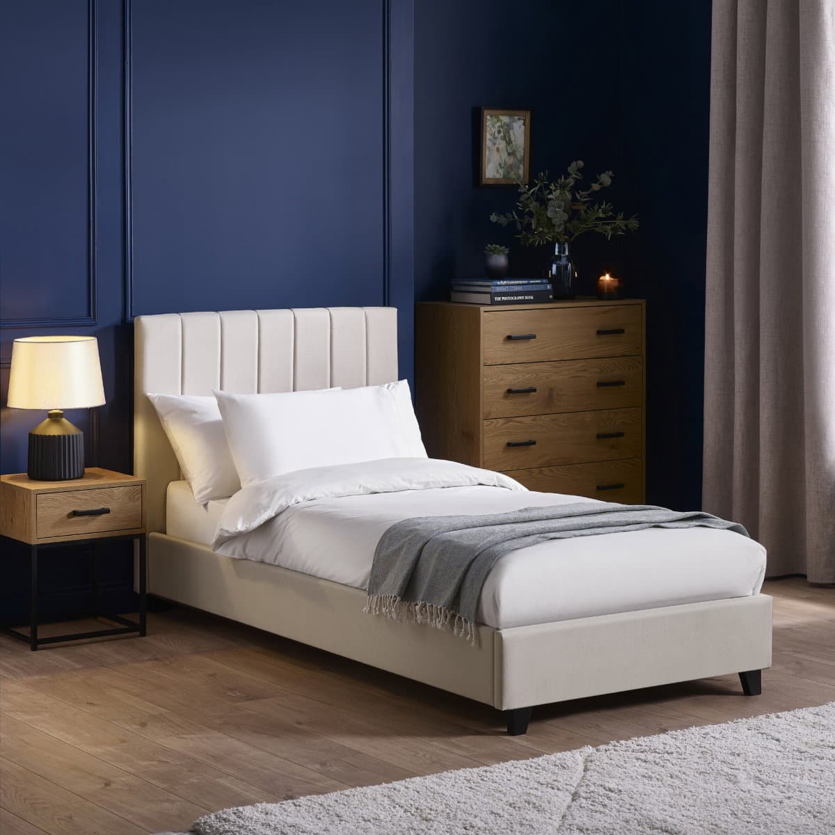 Aylen Bed