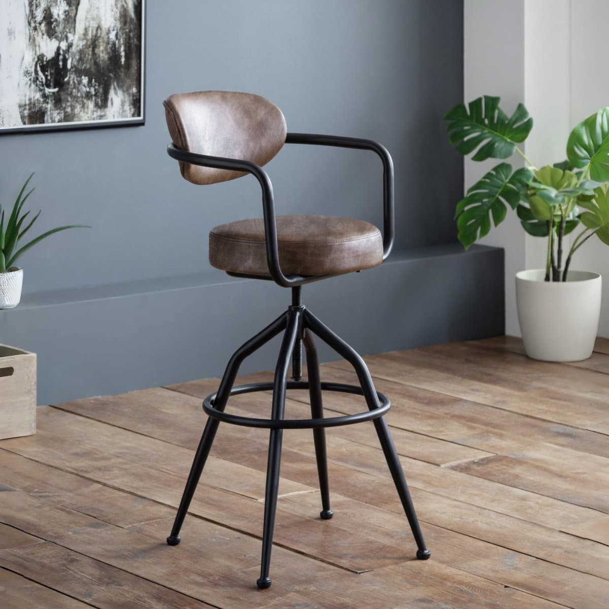 Barbican Barstool