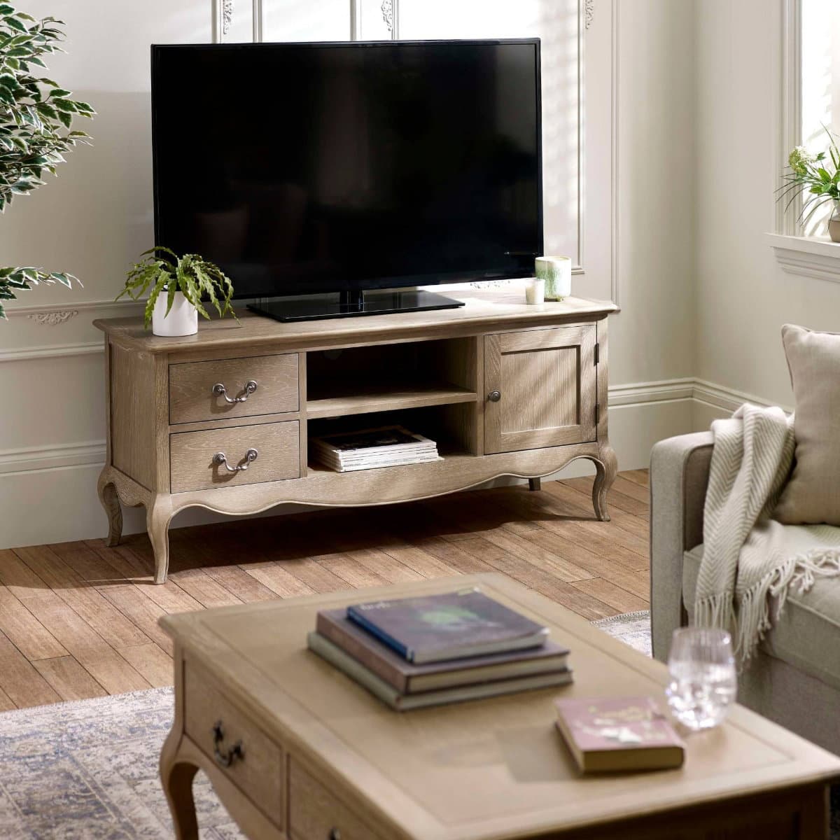 Camille French Style TV Unit