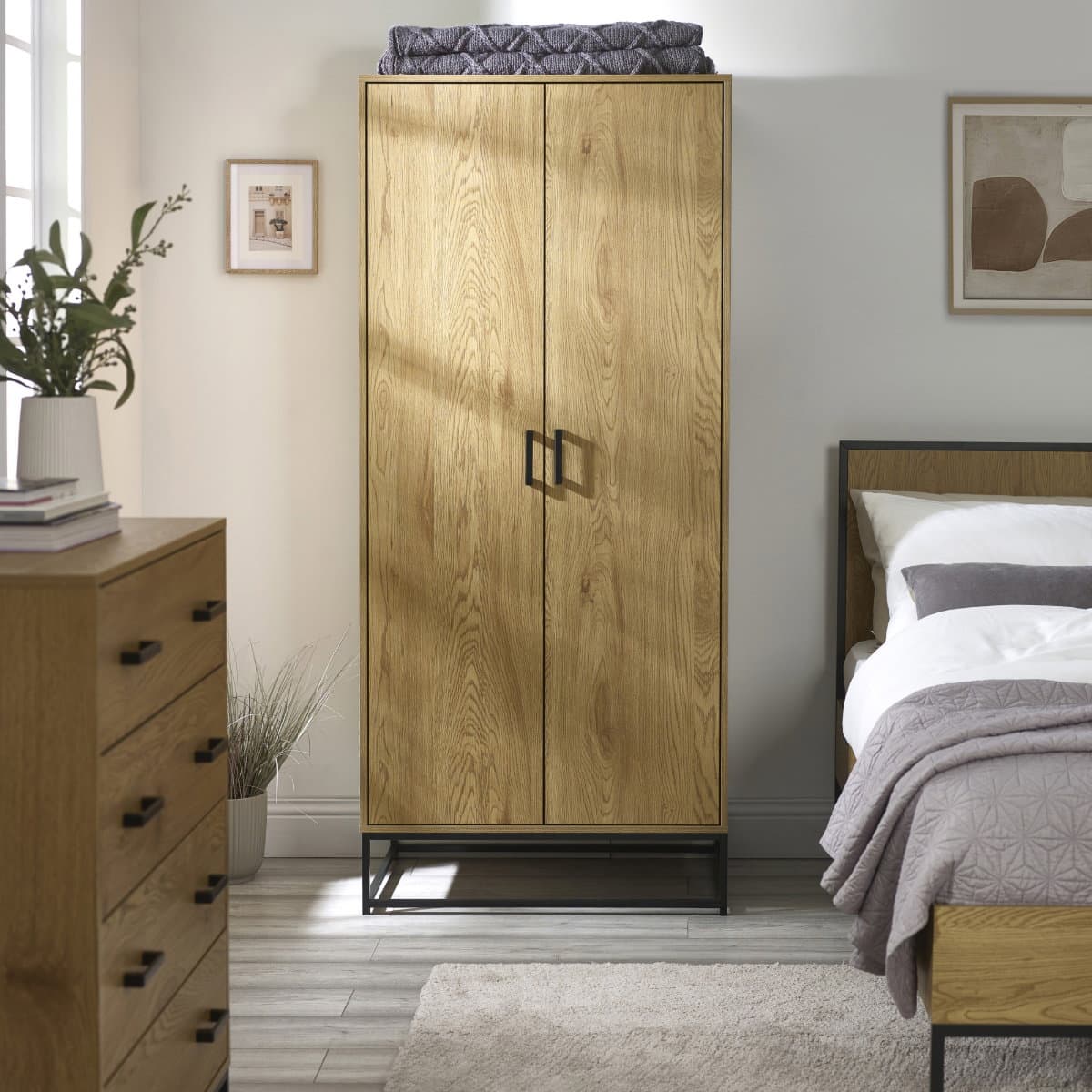 Harlow 2 Door Wardrobe