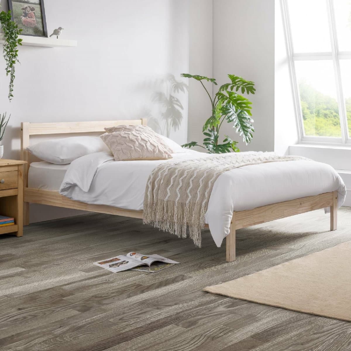 Sami Bed