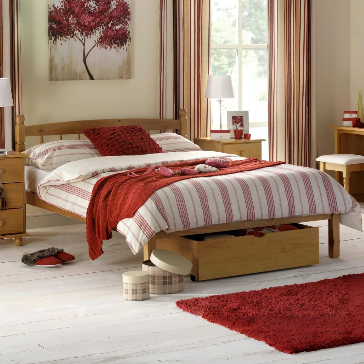 Pickwick Pine Bed